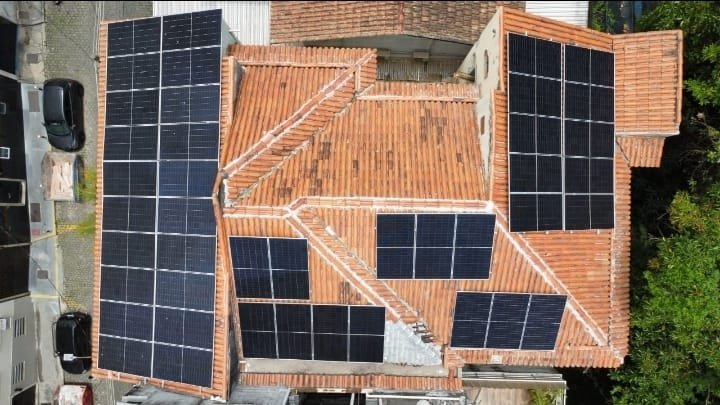 Instalação solar em Copacabana — Solar Quantium